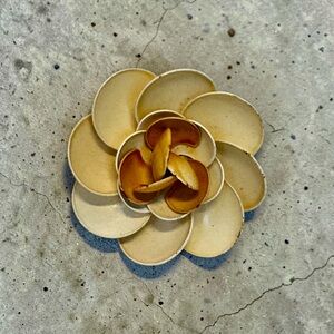 Vintage Carmel and Beige enameled  Flower brooch